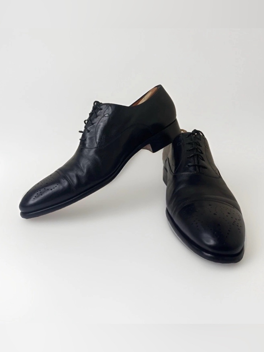 Santoni Black Leather Cap-Toe Derby Oxfords Mens Shoe Size US10.5 EU44